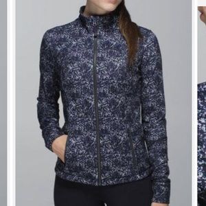 Lululemon Athletic Forme Jacket Color: Rocky Road Sand Dune Toothpaste